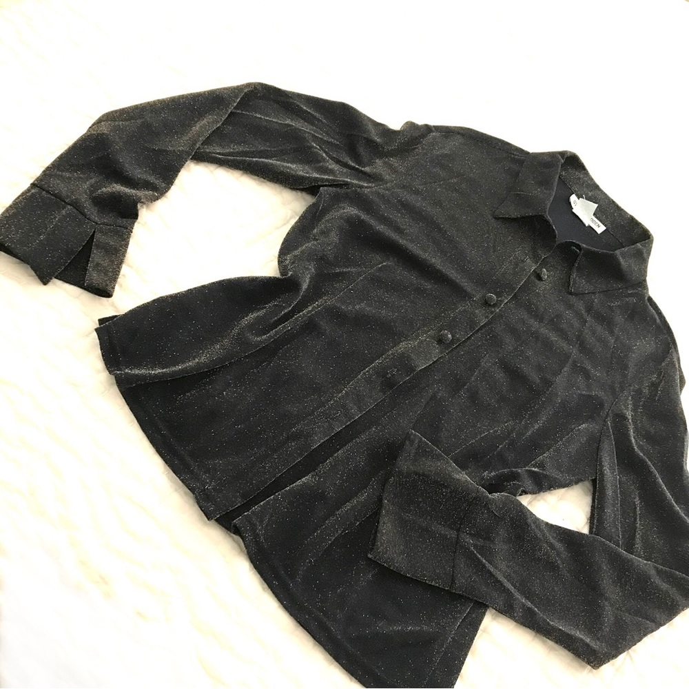 Vintage Steve Madden Navy and gold metallic stretch button down blouse